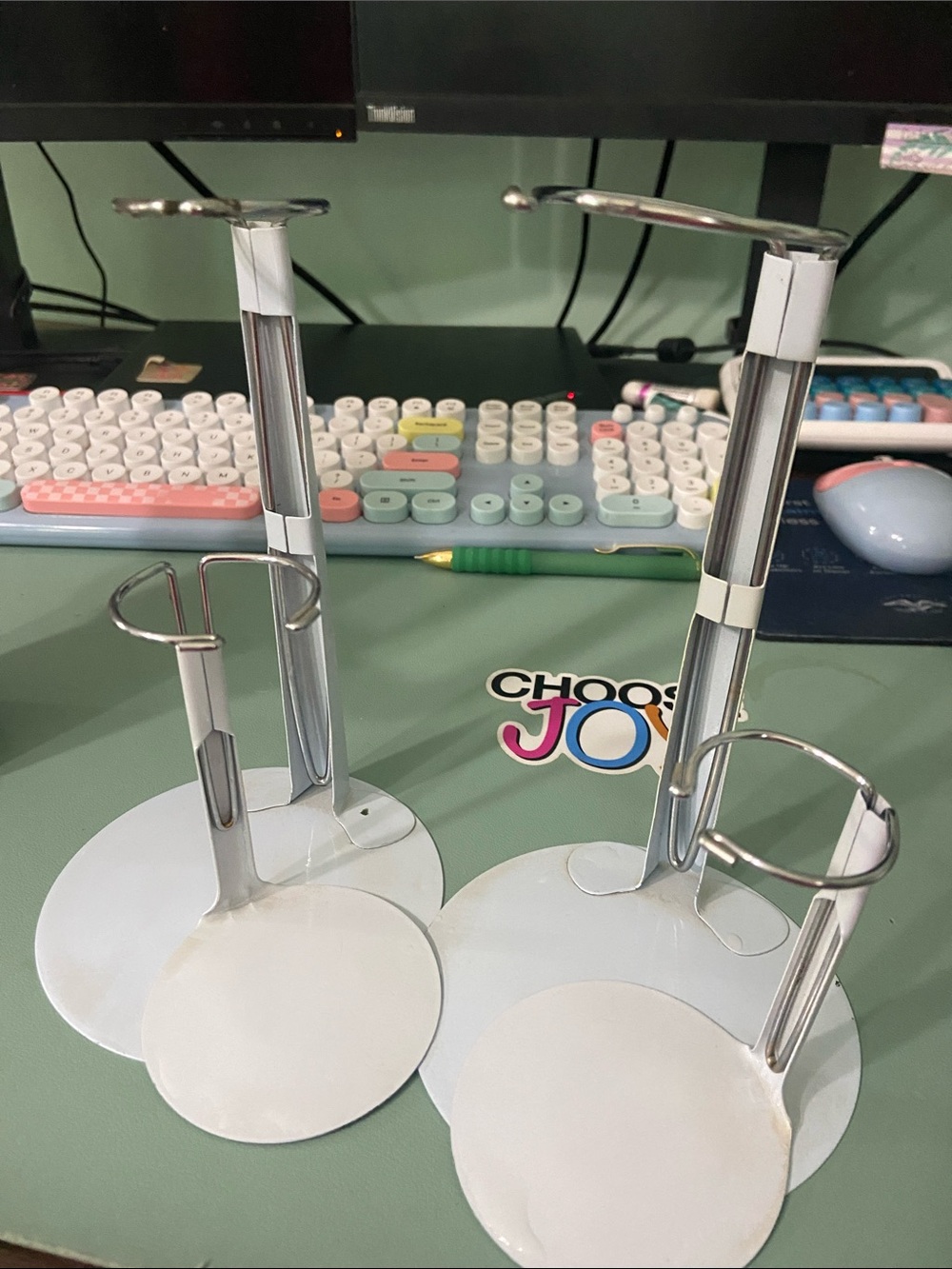 Doll stands